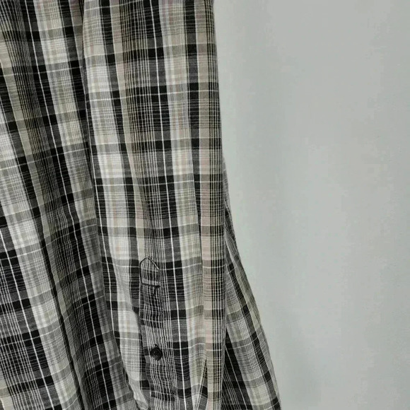 I JEANS BY BUFFALO Size Medium Button down - Picture 5 of 8